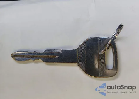 2000 Honda Passport Ex/Lx from USA, damaged, VIN 4S6DM58W9Y4409617